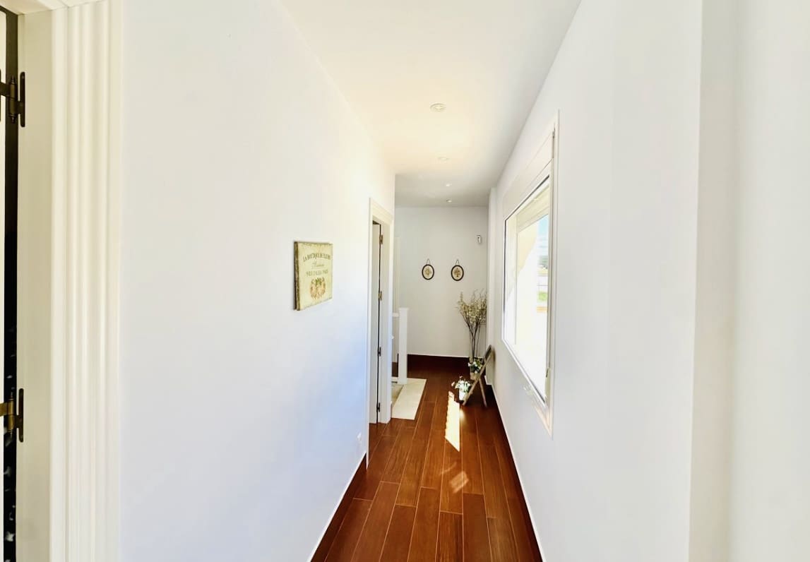 3 soveværelse Villa til salg i Humilladero med swimmingpool garage - € 255.000 (Ref: 9175613)