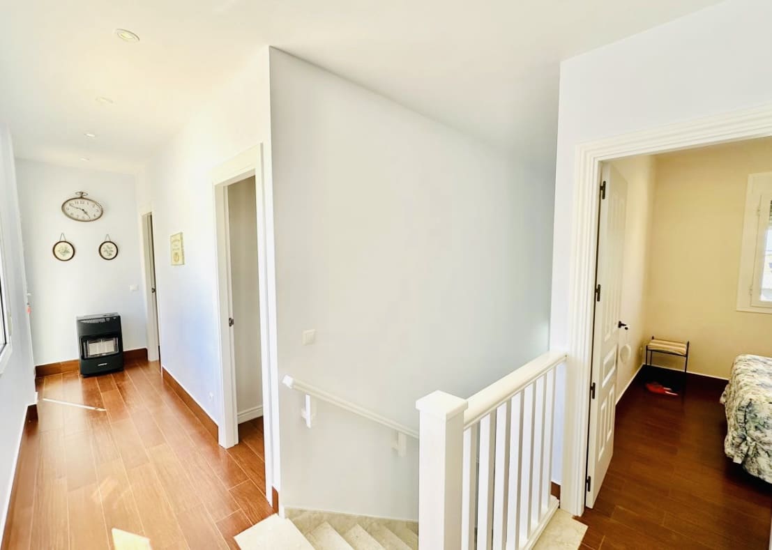 3 soveværelse Villa til salg i Humilladero med swimmingpool garage - € 255.000 (Ref: 9175613)