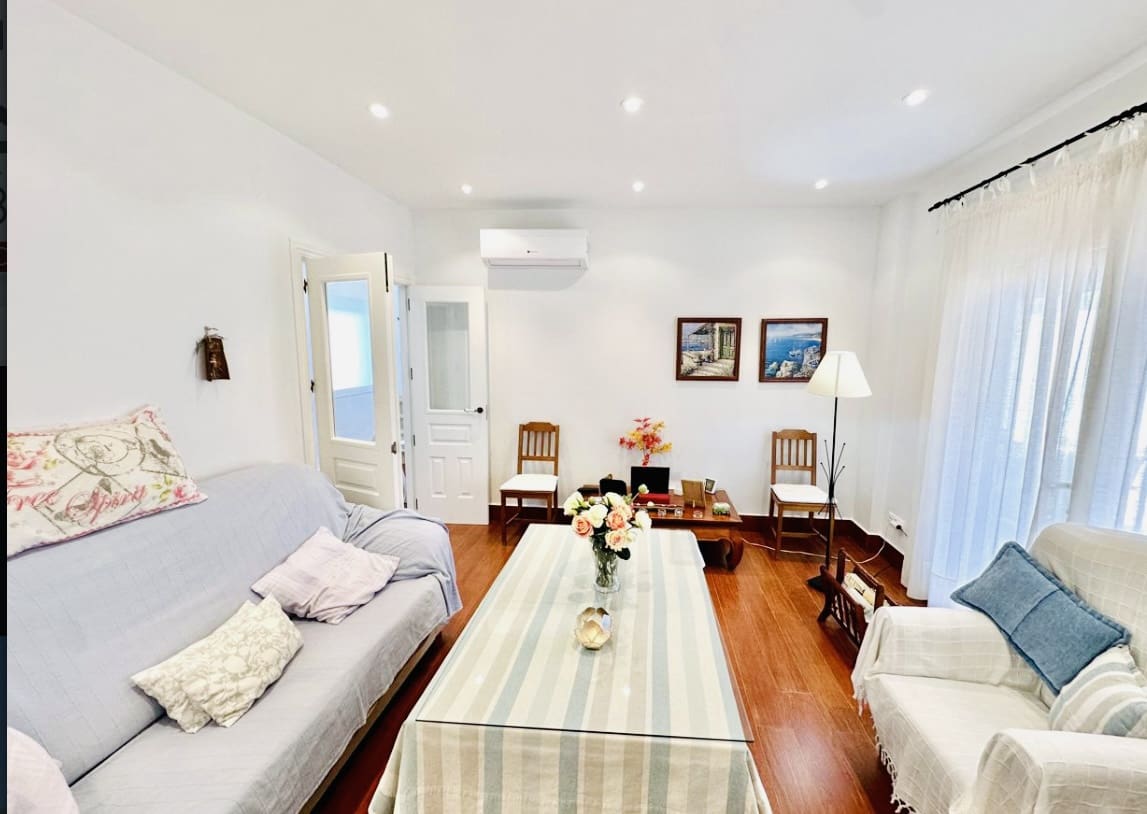 3 soveværelse Villa til salg i Humilladero med swimmingpool garage - € 255.000 (Ref: 9175613)