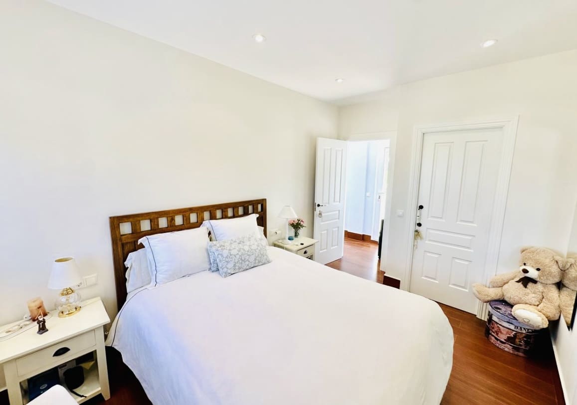 3 soveværelse Villa til salg i Humilladero med swimmingpool garage - € 255.000 (Ref: 9175613)