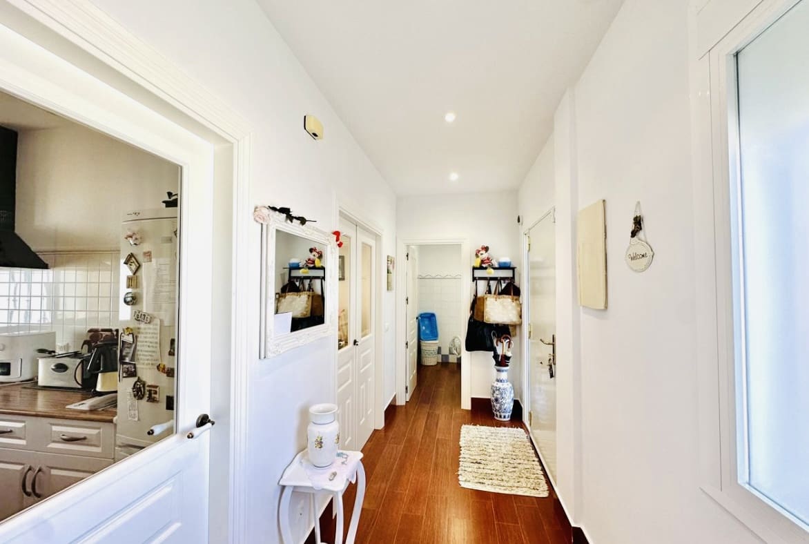 3 soveværelse Villa til salg i Humilladero med swimmingpool garage - € 255.000 (Ref: 9175613)