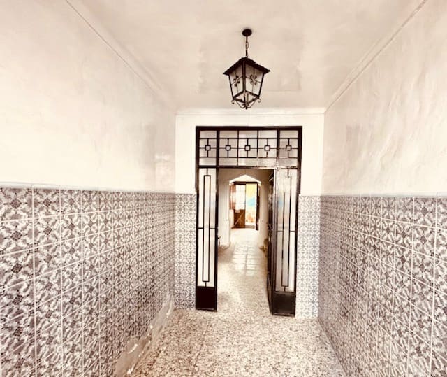 4 soveværelse Byhus til salg i Sierra de Yeguas med garage - € 129.000 (Ref: 9180105)