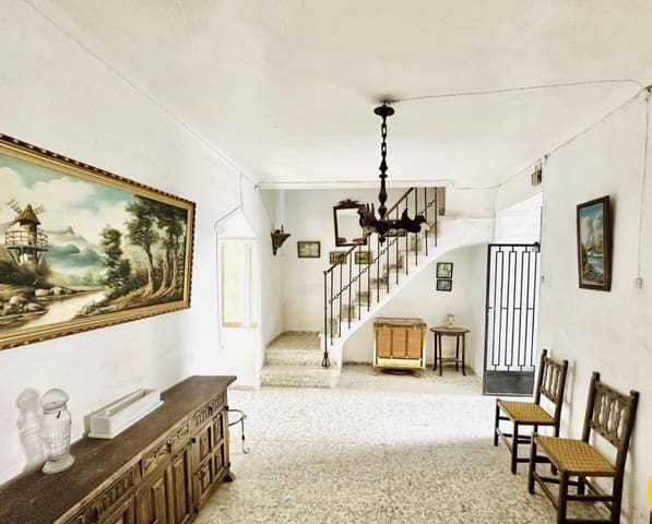 4 soveværelse Byhus til salg i Sierra de Yeguas med garage - € 129.000 (Ref: 9180105)