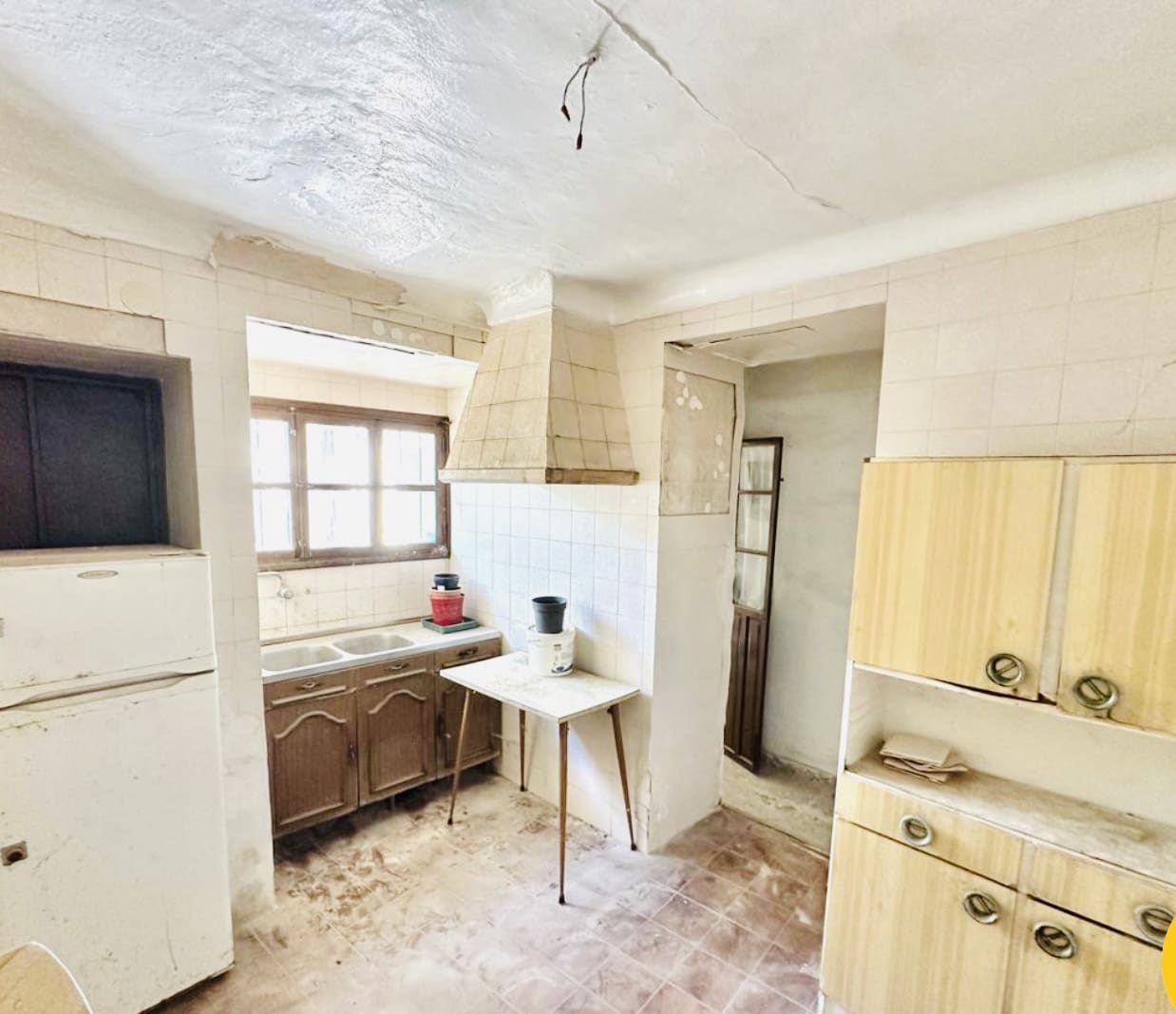 4 soveværelse Byhus til salg i Sierra de Yeguas med garage - € 129.000 (Ref: 9180105)