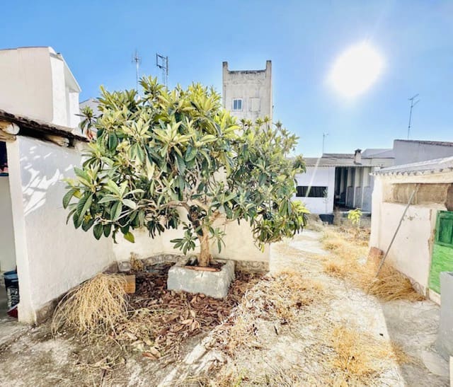 4 soveværelse Byhus til salg i Sierra de Yeguas med garage - € 129.000 (Ref: 9180105)