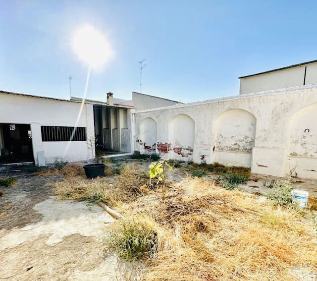 4 soveværelse Byhus til salg i Sierra de Yeguas med garage - € 129.000 (Ref: 9180105)