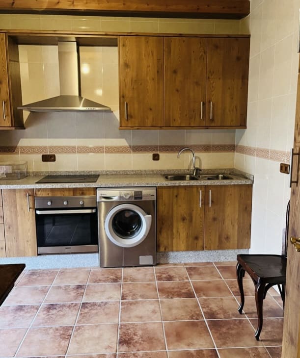 8 soveværelse Finca/Landehus til salg i Antequera med swimmingpool garage - € 430.000 (Ref: 9209545)