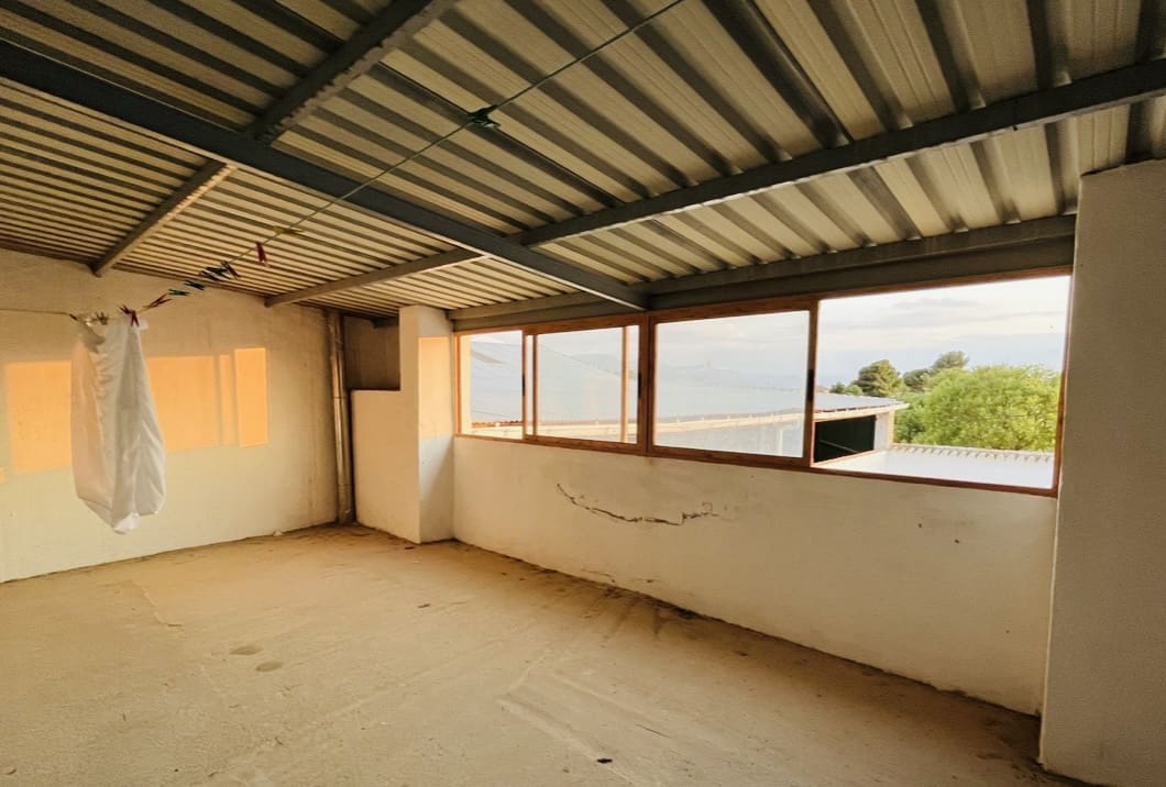 8 soveværelse Finca/Landehus til salg i Antequera med swimmingpool garage - € 430.000 (Ref: 9209545)