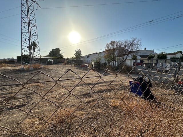 8 soveværelse Finca/Landehus til salg i Antequera med swimmingpool garage - € 430.000 (Ref: 9209545)