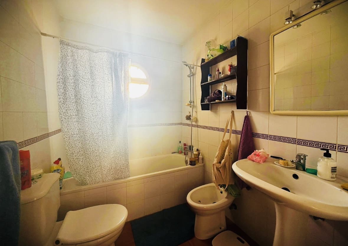 3 soveværelse Byhus til salg i Fuente de Piedra med swimmingpool - € 139.000 (Ref: 9215770)