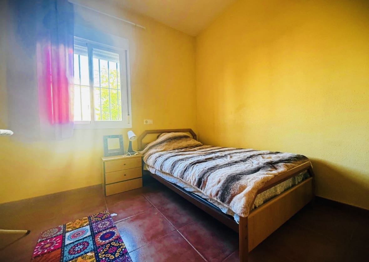 3 soveværelse Byhus til salg i Fuente de Piedra med swimmingpool - € 139.000 (Ref: 9215770)