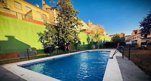 3 soveværelse Byhus til salg i Fuente de Piedra med swimmingpool - € 139.000 (Ref: 9215770)