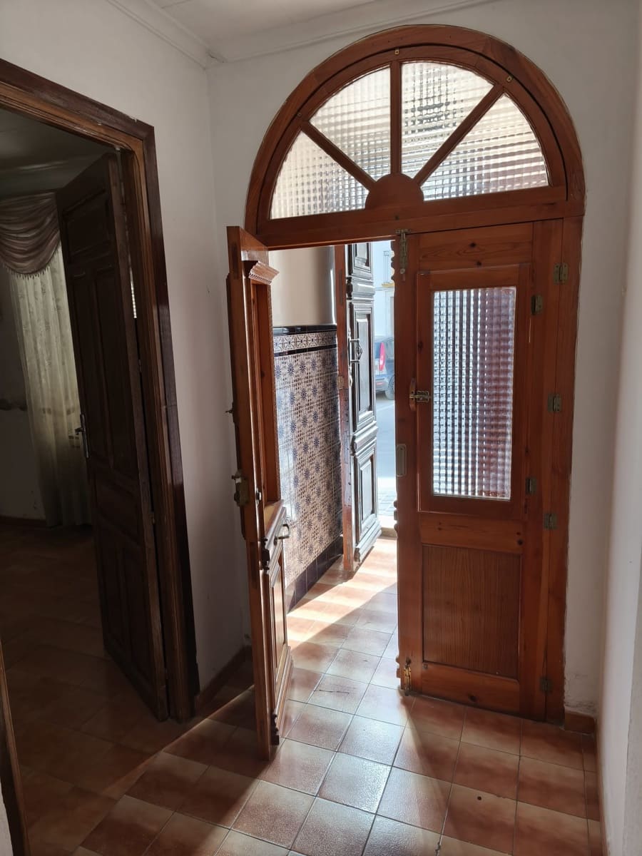 3 soveværelse Byhus til salg i Cuevas de San Marcos - € 48.000 (Ref: 9227992)