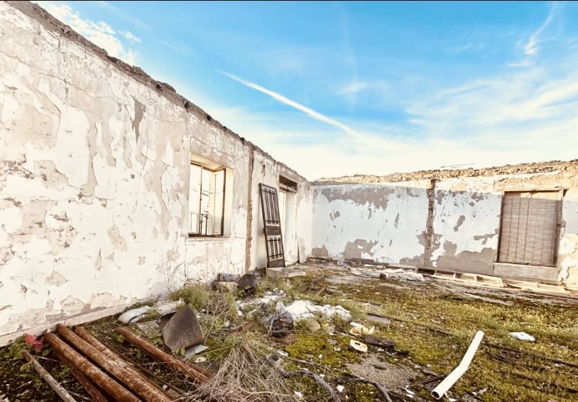 4 soveværelse Byhus til salg i Fuente de Piedra med garage - € 75.000 (Ref: 9255755)