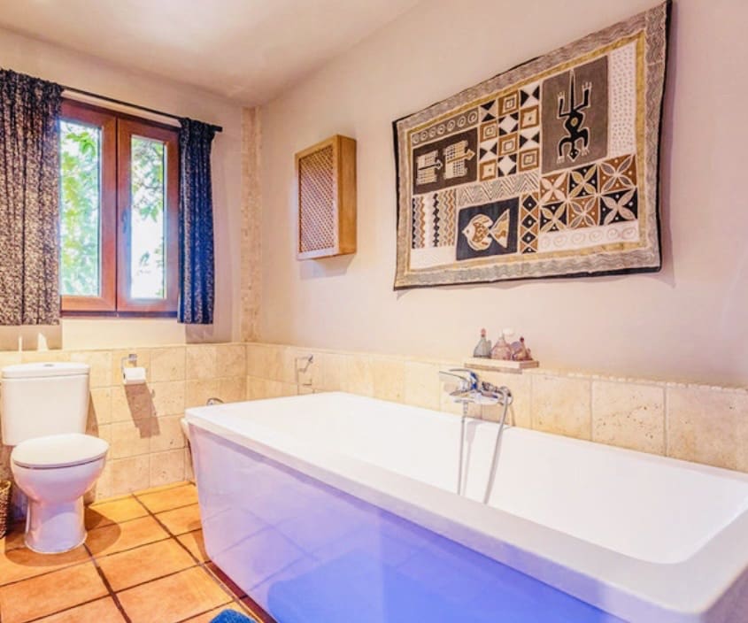 5 sovrum Finca/Hus på landet till salu i Iznajar med pool garage - 560 000 € (Ref: 9283142)