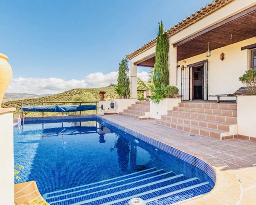 5 sovrum Finca/Hus på landet till salu i Iznajar med pool garage - 560 000 € (Ref: 9283142)