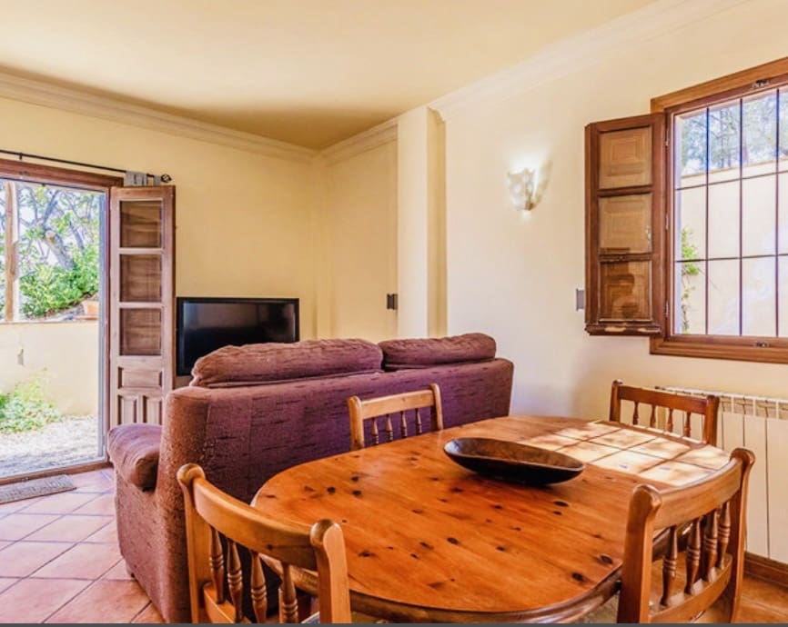 5 sovrum Finca/Hus på landet till salu i Iznajar med pool garage - 560 000 € (Ref: 9283142)