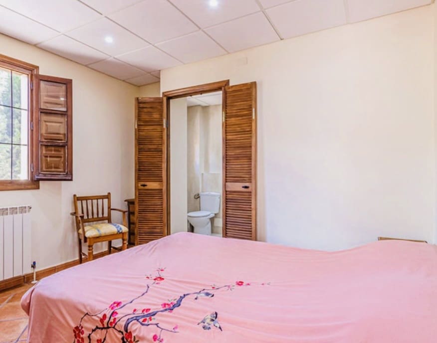 5 sovrum Finca/Hus på landet till salu i Iznajar med pool garage - 560 000 € (Ref: 9283142)