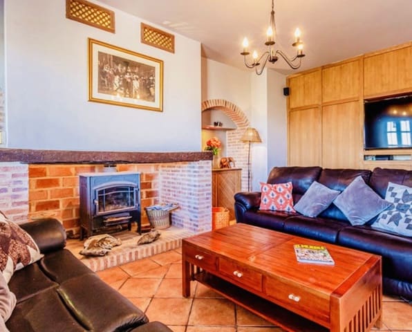 5 soveværelse Finca/Landehus til salg i Iznájar med swimmingpool garage - € 560.000 (Ref: 9283142)