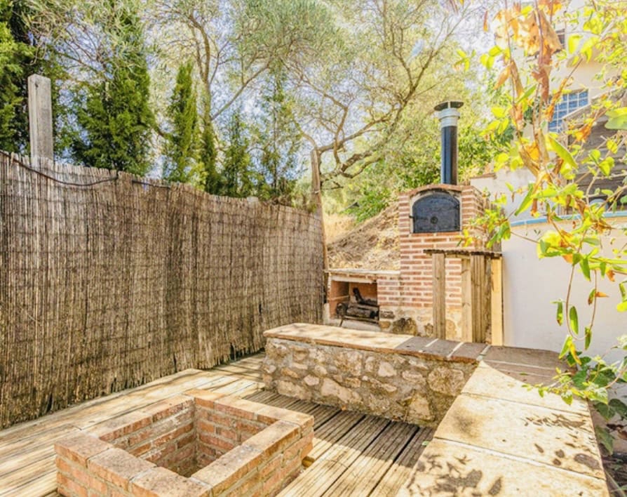 5 sovrum Finca/Hus på landet till salu i Iznajar med pool garage - 560 000 € (Ref: 9283142)