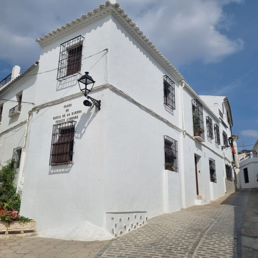 4 soveværelse Byhus til salg i Zuheros - € 249.000 (Ref: 9295049)