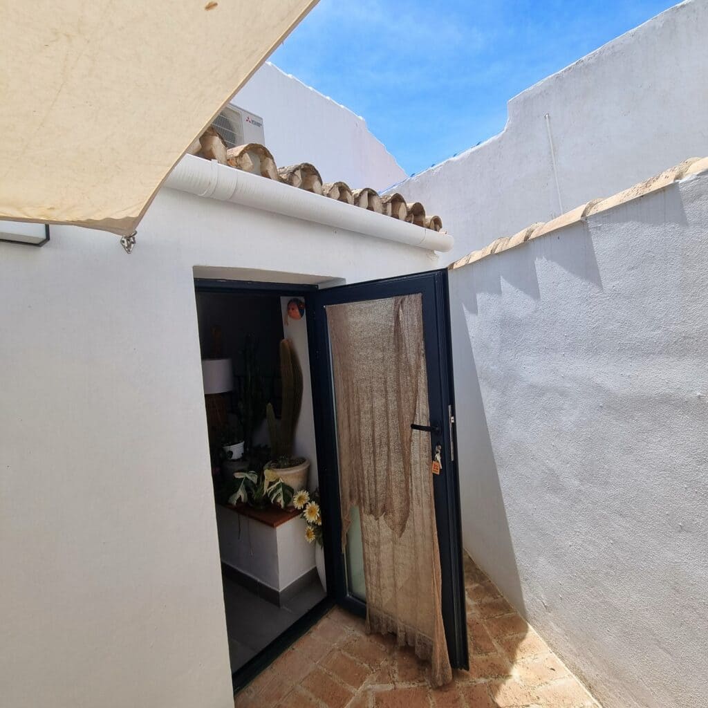 4 soveværelse Byhus til salg i Zuheros - € 249.000 (Ref: 9295049)