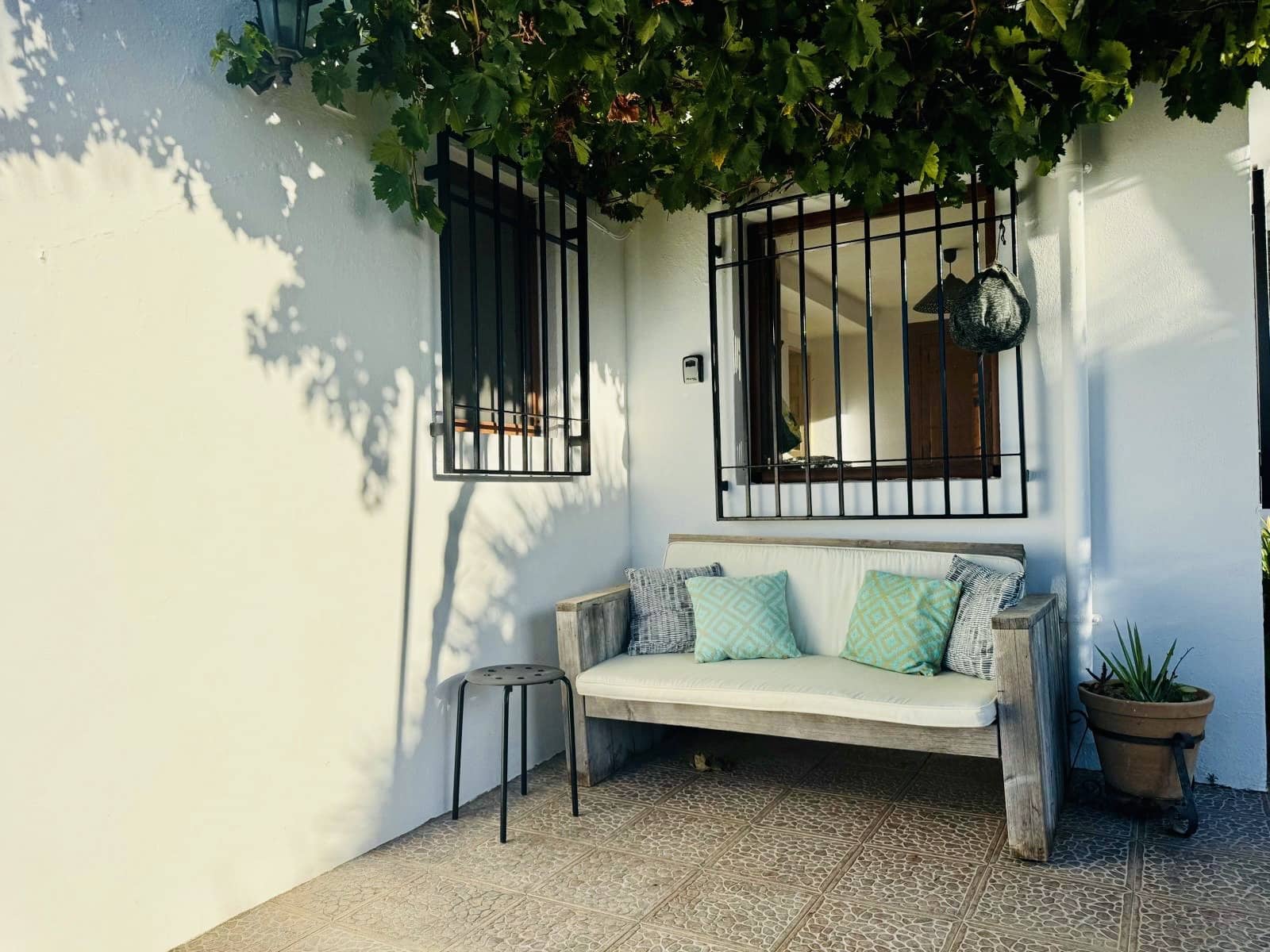 5 soveværelse Finca/Landehus til salg i Iznajar med swimmingpool garage - € 375.000 (Ref: 9314600)