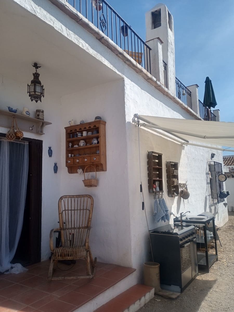 2 soverom Finca/Herregård til salgs i Antequera - € 165 000 (Ref: 9319992)