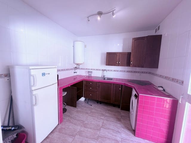 3 bedroom Townhouse for sale in Fuente de Piedra - € 158,500 (Ref: 9325185)