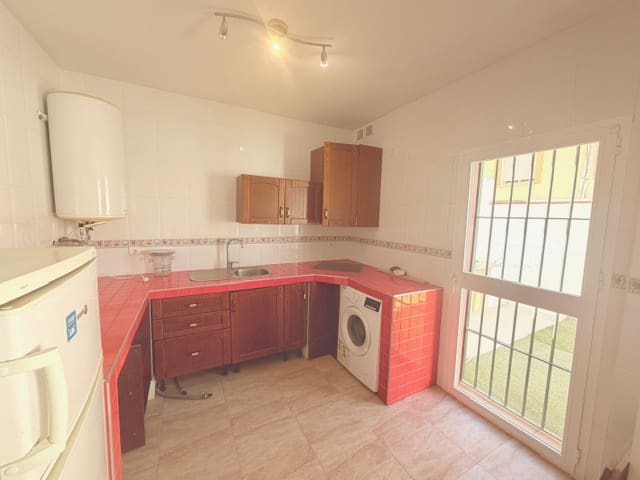 3 bedroom Townhouse for sale in Fuente de Piedra - € 158,500 (Ref: 9325185)