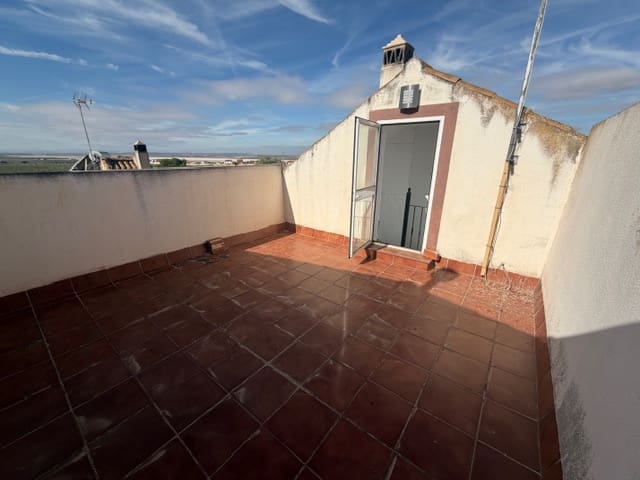 3 bedroom Townhouse for sale in Fuente de Piedra - € 158,500 (Ref: 9325185)