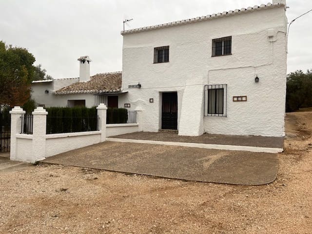 6 soverom Finca/Herregård til salgs i Villanueva del Trabuco med svømmebasseng - € 380 000 (Ref: 9330997)