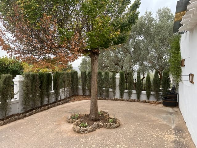 6 soverom Finca/Herregård til salgs i Villanueva del Trabuco med svømmebasseng - € 380 000 (Ref: 9330997)