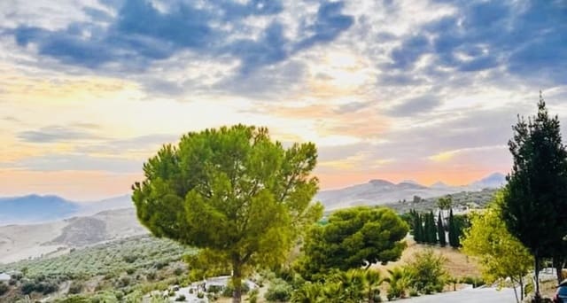 2 soveværelse Finca/Landehus til salg i Antequera med garage - € 129.500 (Ref: 9335556)