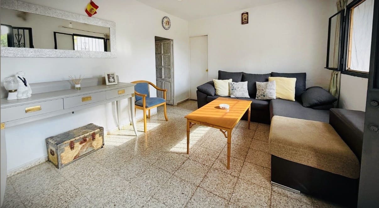 2 slaapkamer Finca/Landhuis te koop in Antequera met garage - € 129.500 (Ref: 9335556)