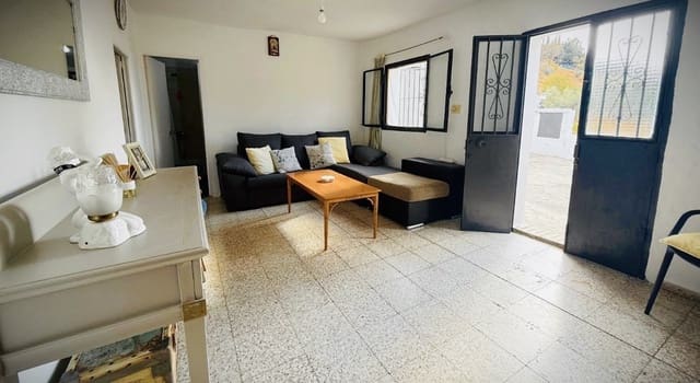 2 soveværelse Finca/Landehus til salg i Antequera med garage - € 129.500 (Ref: 9335556)