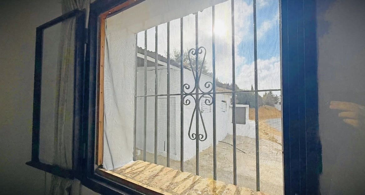 2 slaapkamer Finca/Landhuis te koop in Antequera met garage - € 129.500 (Ref: 9335556)