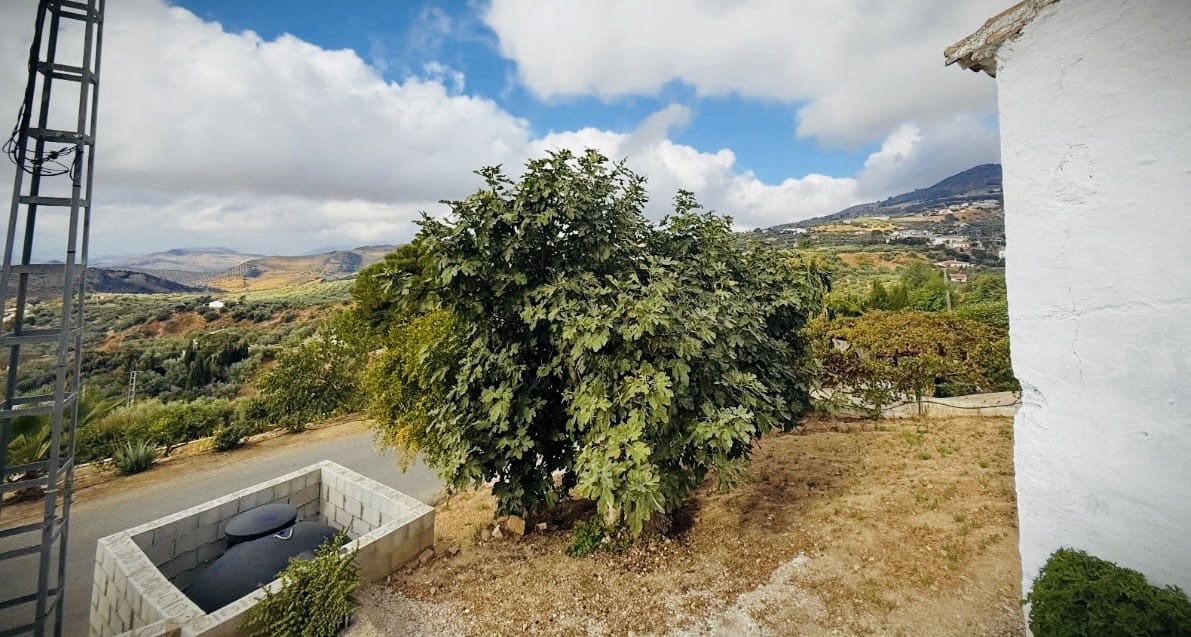 2 slaapkamer Finca/Landhuis te koop in Antequera met garage - € 129.500 (Ref: 9335556)