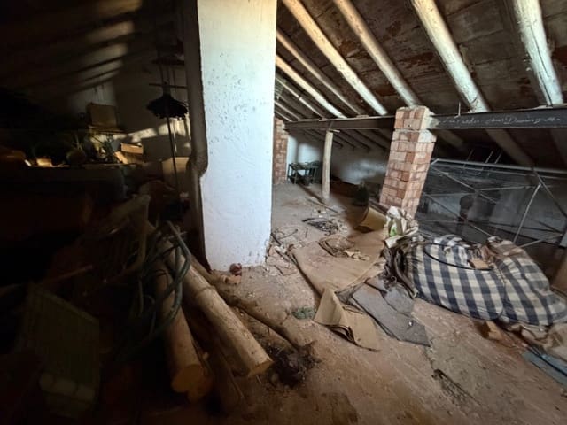 4 soveværelse Byhus til salg i Fuente de Piedra - € 59.500 (Ref: 9338577)