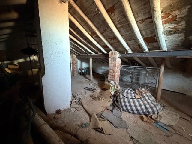 4 soveværelse Byhus til salg i Fuente de Piedra - € 59.500 (Ref: 9338577)