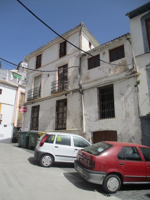 5 soverom Hus til salgs i Iznajar - € 90 000 (Ref: 9345680)