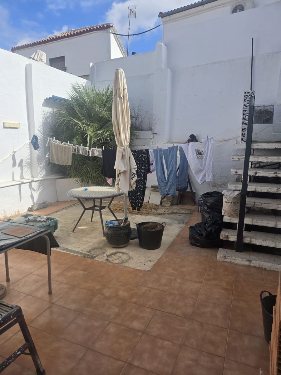 4 soveværelse Byhus til salg i Fuente de Piedra - € 149.950 (Ref: 9349948)