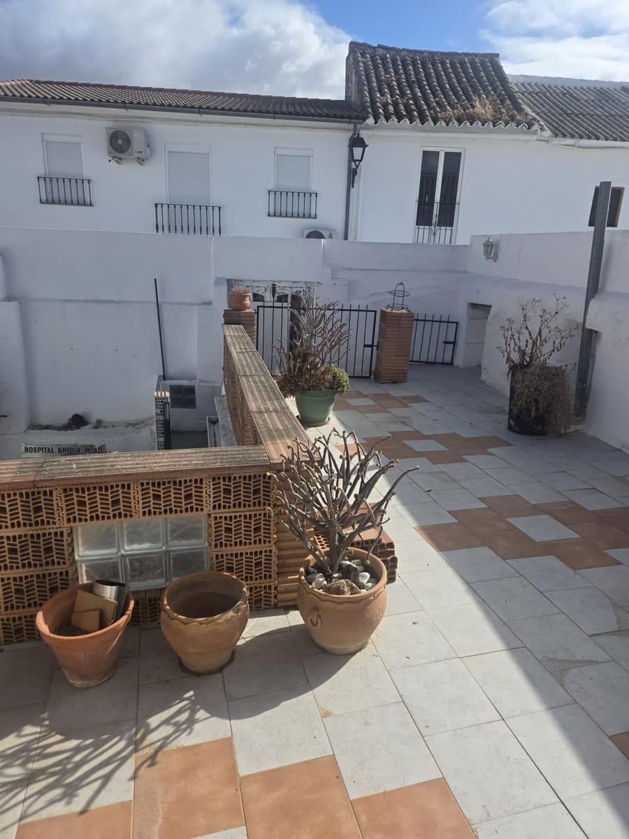 4 soveværelse Byhus til salg i Fuente de Piedra - € 149.950 (Ref: 9349948)