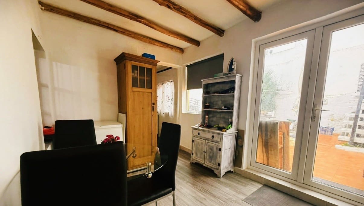 4 soveværelse Byhus til salg i Fuente de Piedra - € 149.950 (Ref: 9349948)