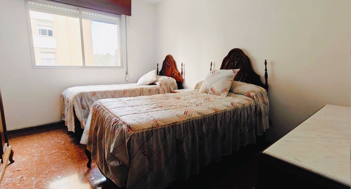 Apartamento de 4 habitaciones en Málaga ciudad en venta con garaje - 350.000 € (Ref: 9349949)