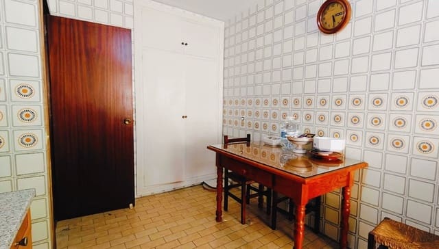 Apartamento de 4 habitaciones en Málaga ciudad en venta con garaje - 350.000 € (Ref: 9349949)