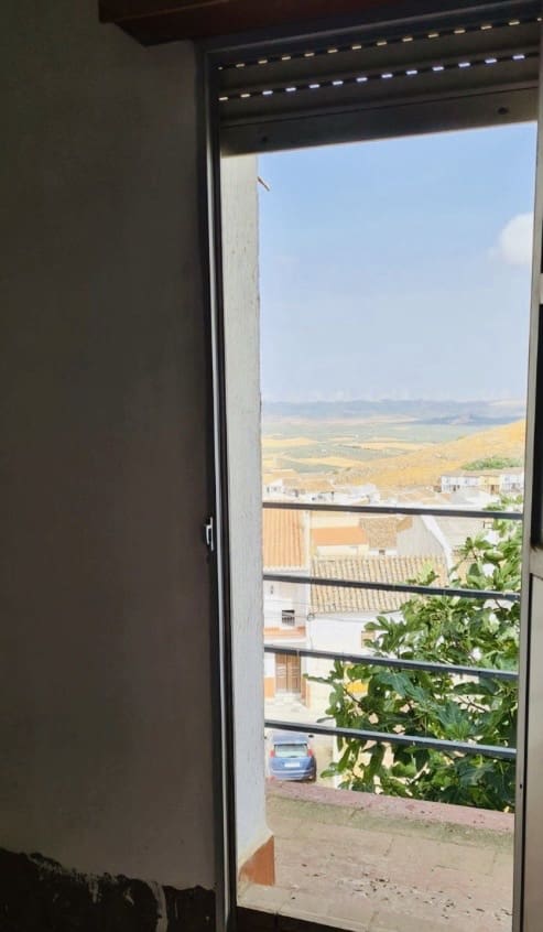 5 sovrum Hus till salu i Teba - 69 950 € (Ref: 9356462)