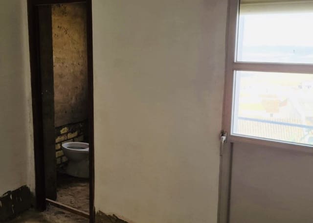 5 sovrum Hus till salu i Teba - 69 950 € (Ref: 9356462)