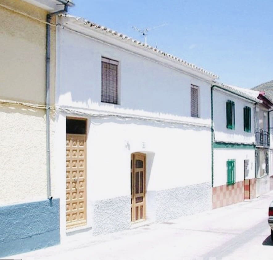 5 sovrum Hus till salu i Teba - 69 950 € (Ref: 9356462)