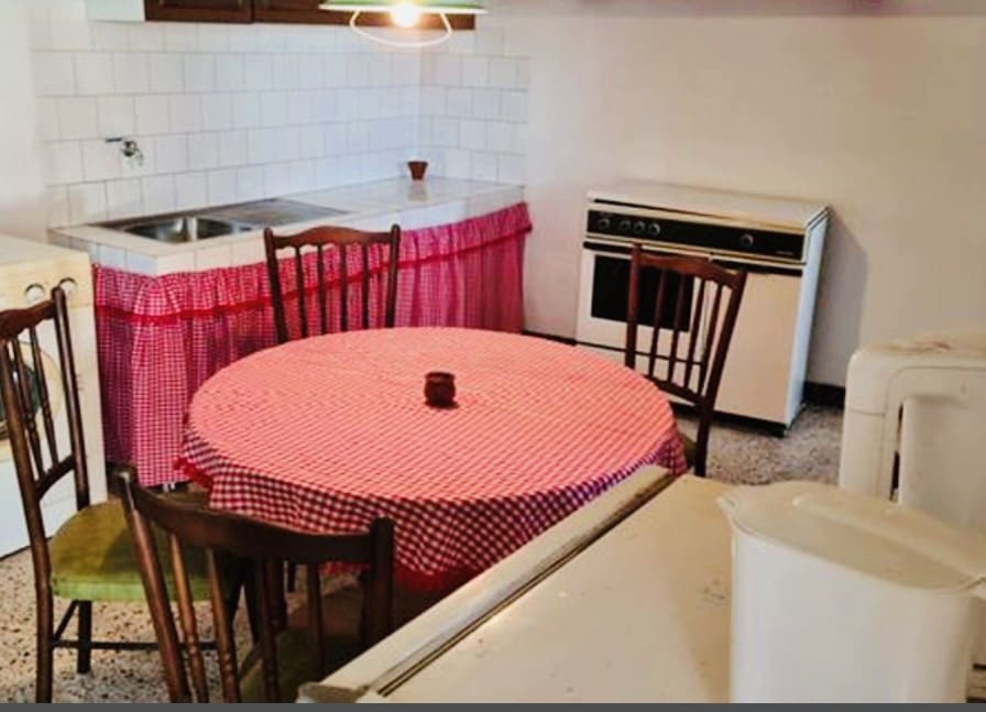 5 sovrum Hus till salu i Teba - 69 950 € (Ref: 9356462)